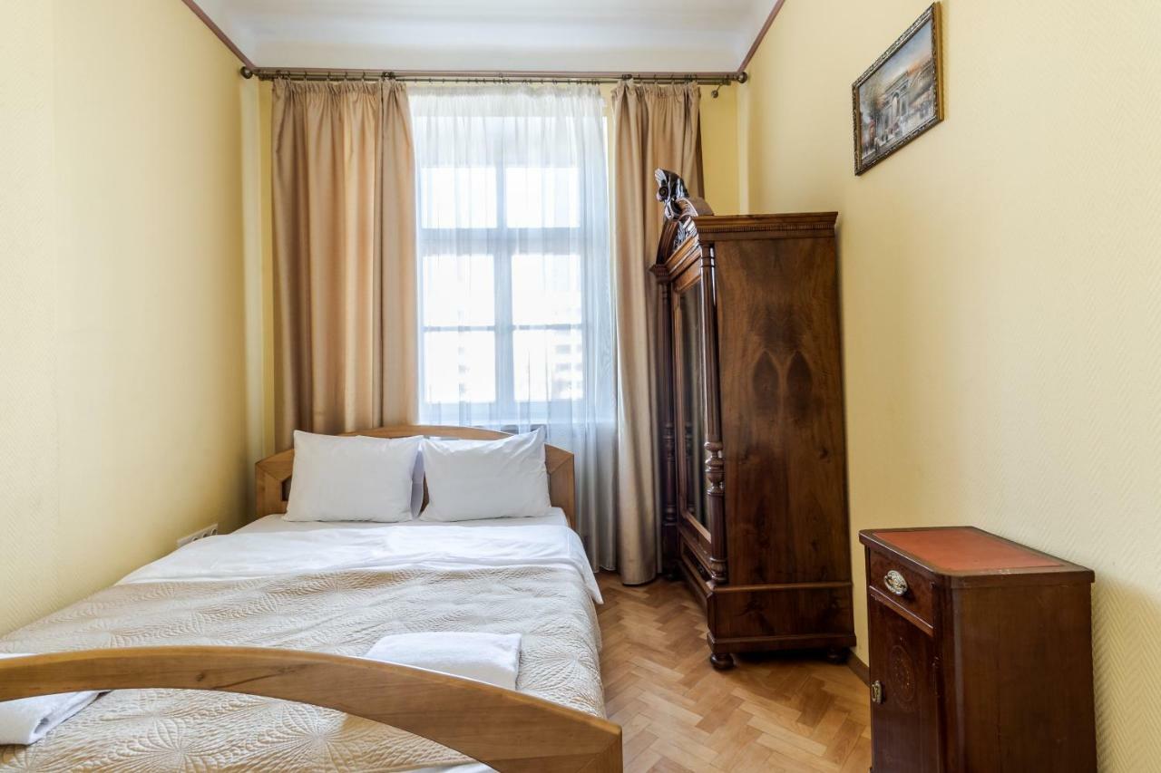 George Apartment Lviv Exterior photo